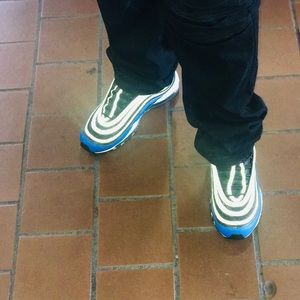 Meet your Posher, Cameron